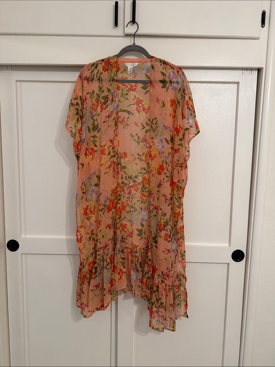 LC Lauren Conrad Other - LC Lauren Conrad Coral Floral Sheer Kimono